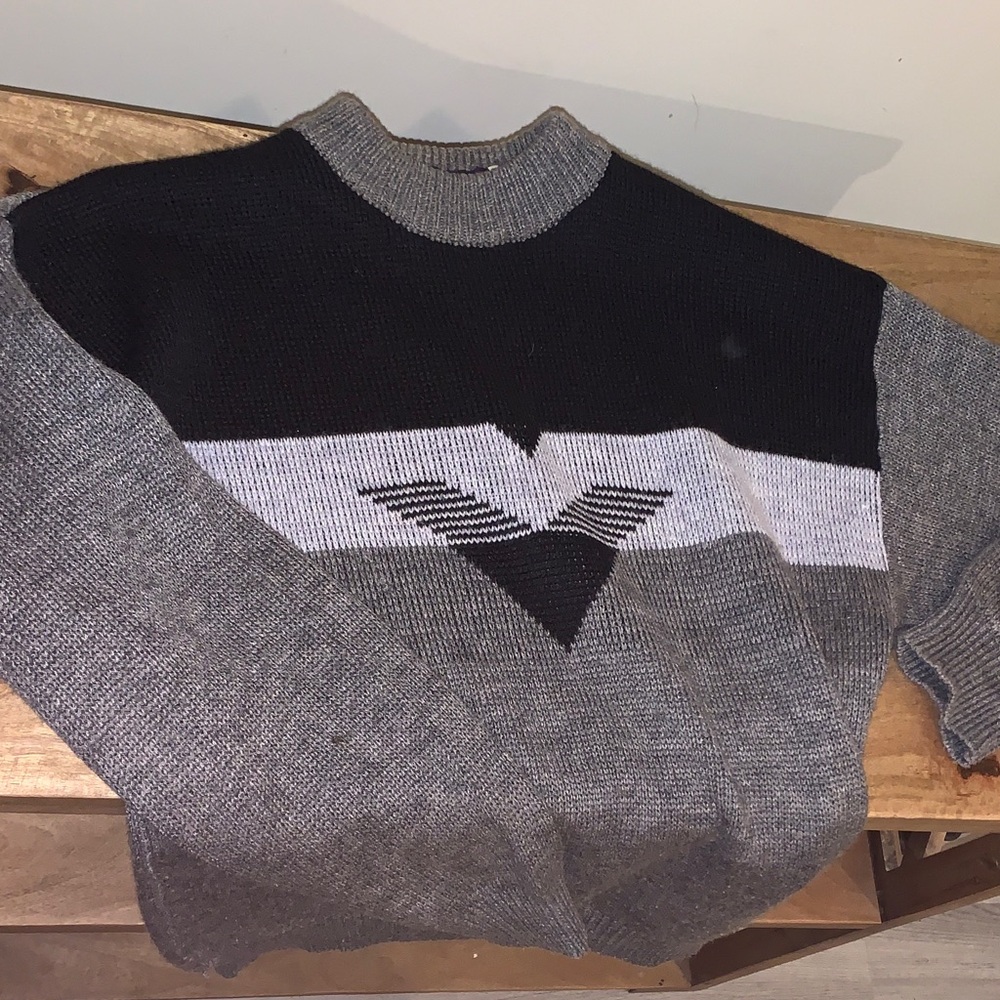 Elegant Black and Gray Crewneck Sweater